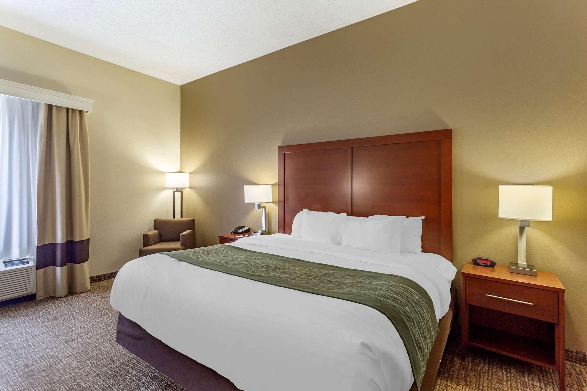 Comfort Inn & Suites Cave City Bagian luar foto