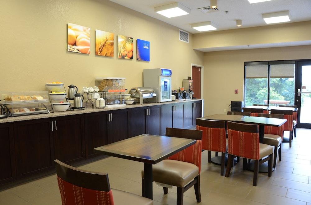Comfort Inn & Suites Cave City Bagian luar foto