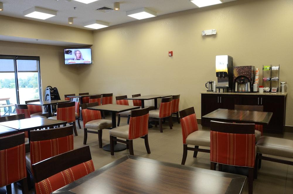 Comfort Inn & Suites Cave City Bagian luar foto