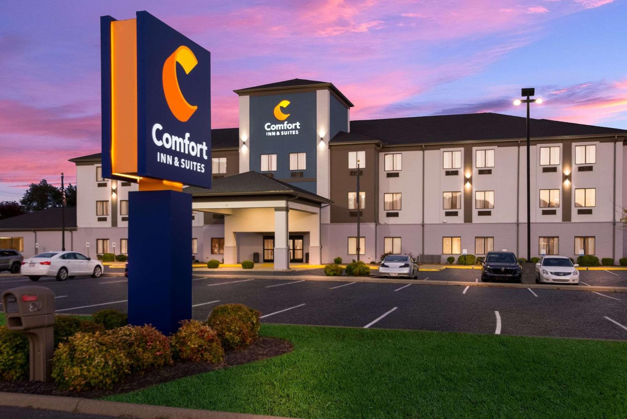 Comfort Inn & Suites Cave City Bagian luar foto