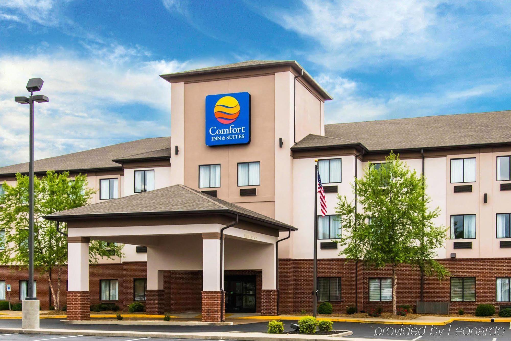 Comfort Inn & Suites Cave City Bagian luar foto